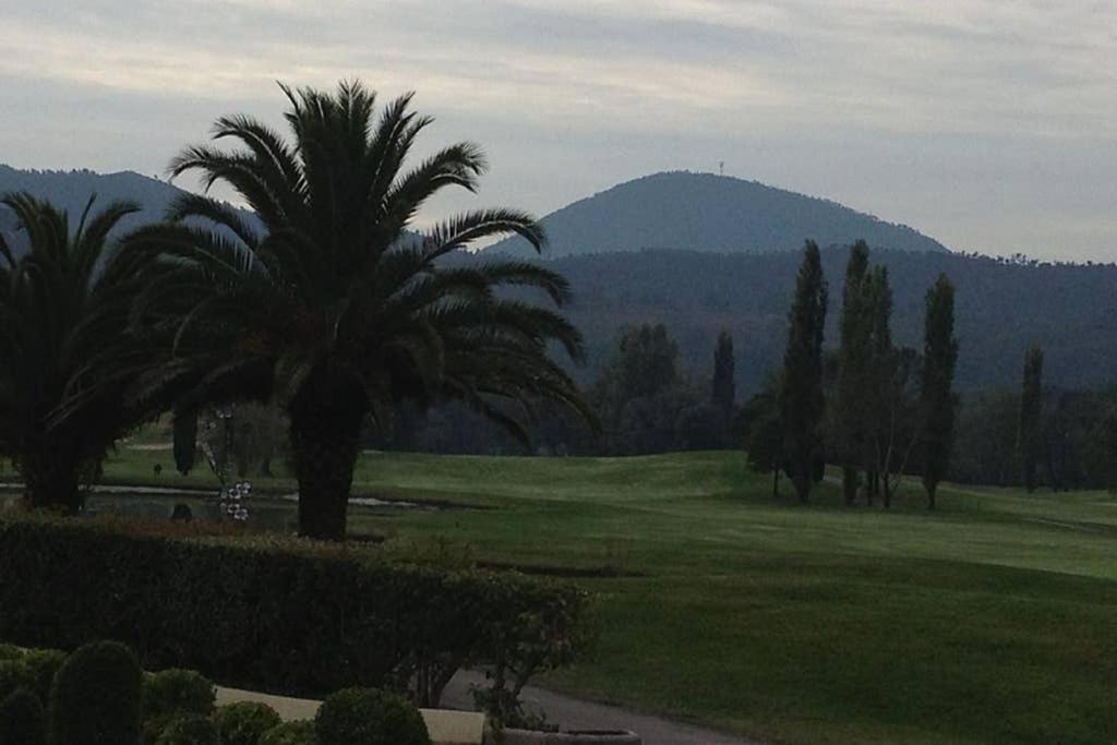 Riviera Golf De Barbossi Indiana Mandelieu-la-Napoule Exterior foto